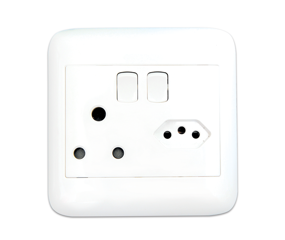 4X4 Single+1 New Za Switched Socket