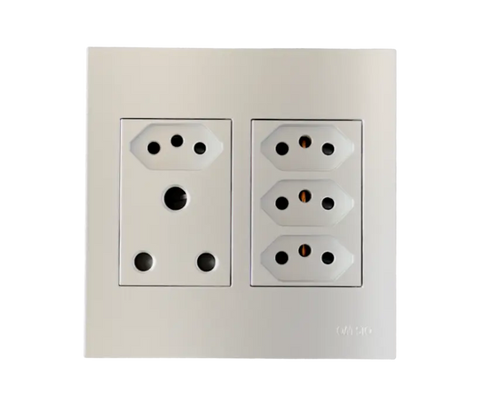 4 x 4 Unswitched Sockets